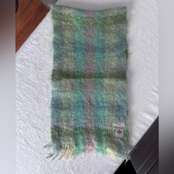 Simpsons Accessories - Vintage Simpsons Creagaran Mill 100% Mohair From Scotland Multicolour 46”x11”